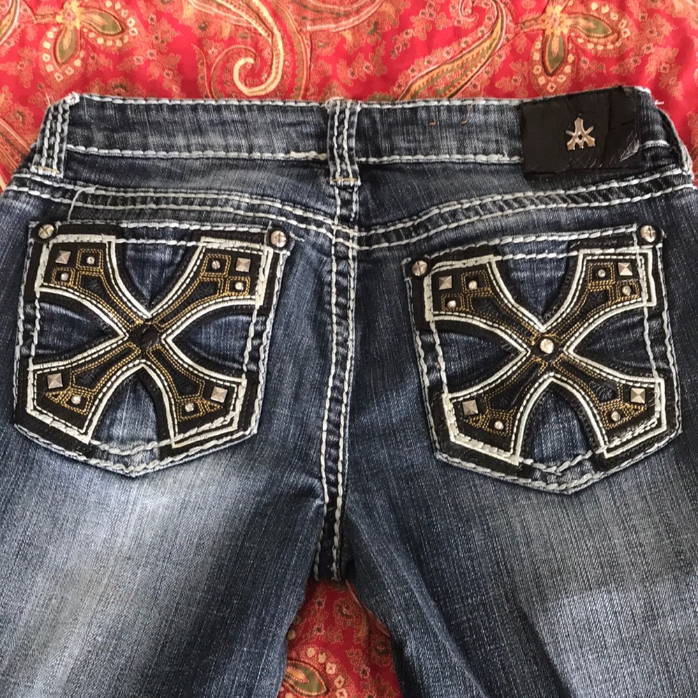 Antique rivet